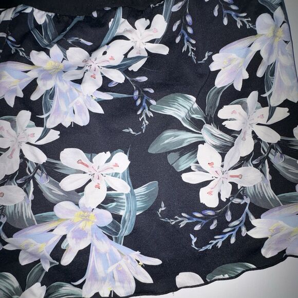 Athleta Black & White Tropical Floral Swim Shorts Swimsuit Bottom Size Large - Picture 3 of 8